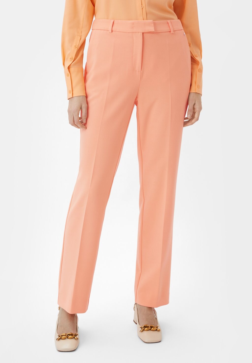 Чино À PLIS DE REPASSAGE PERMANENTS comma, цвет mango
Чино À PLIS DE REPASSAGE PERMANENTS comma, цвет mango