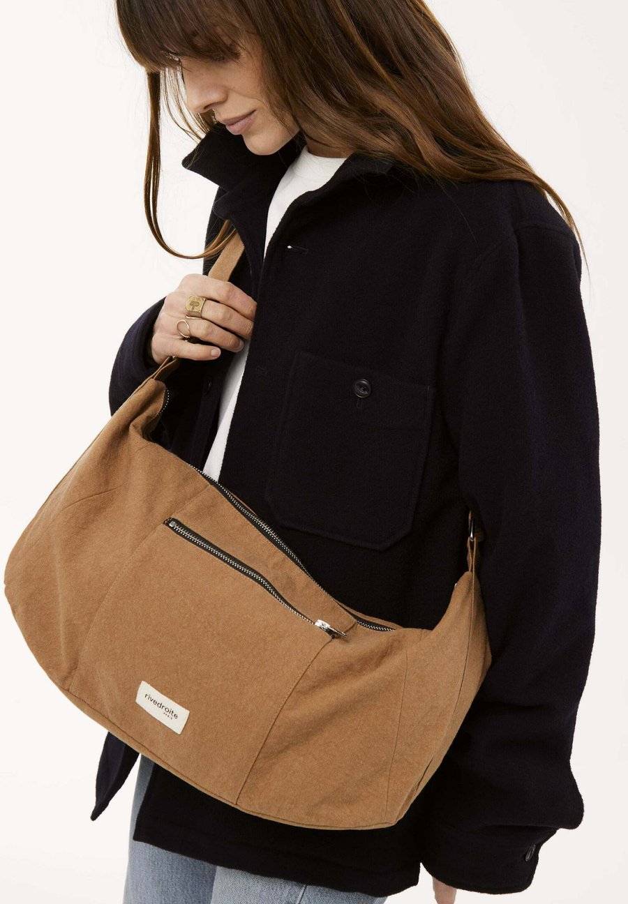 Сумка кросс-боди Rivedroite Paris CHARLOT, Tobacco/Camel
Сумка кросс-боди Rivedroite Paris CHARLOT, Tobacco/Camel