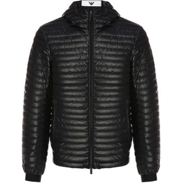 EMPORIO ARMANI Пуховик мужской черный
EMPORIO ARMANI Пуховик мужской черный