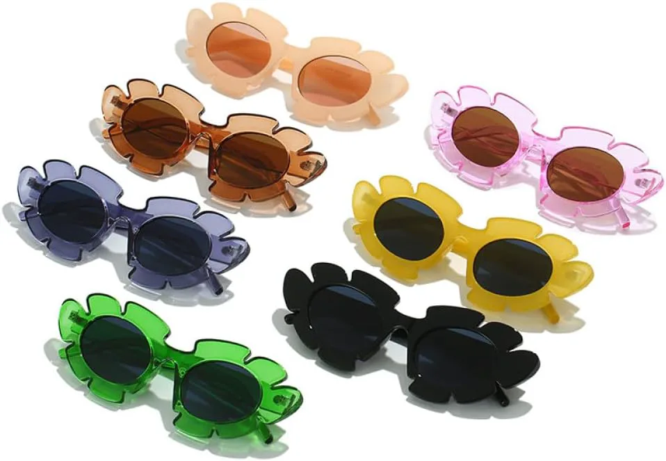 Модные солнцезащитные очки «Кошачий глаз» ярких цветов для женщин, ретро-очки в форме цветка для мужчин, трендовые солнцезащитные очки UV400 TYUVIVO, Black Grey
Модные солнцезащитные очки «Кошачий глаз» ярких цветов для женщин, ретро-очки в форме цветка для мужчин, трендовые солнцезащитные очки UV400 TYUVIVO, Black Grey