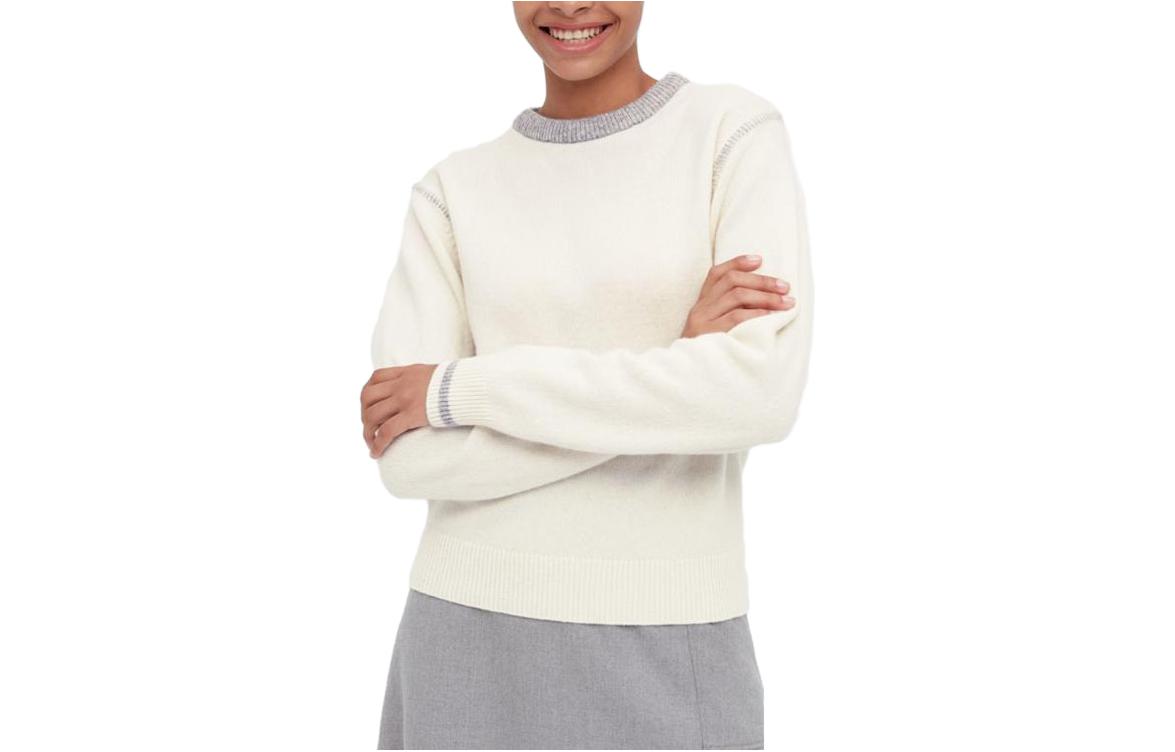 Свитер женский белый UNIQLO
Свитер женский белый UNIQLO