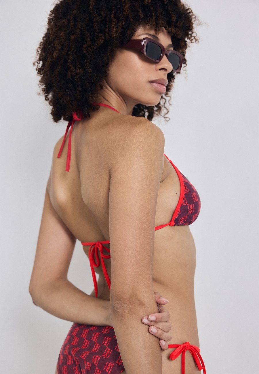 Топ бикини HUGO MONOGRAM TRIANGLE, Open Red/Red, Красный, Топ бикини HUGO MONOGRAM TRIANGLE, Open Red/Red
Топ бикини HUGO MONOGRAM TRIANGLE, Open Red/Red, Красный, Топ бикини HUGO MONOGRAM TRIANGLE, Open Red/Red