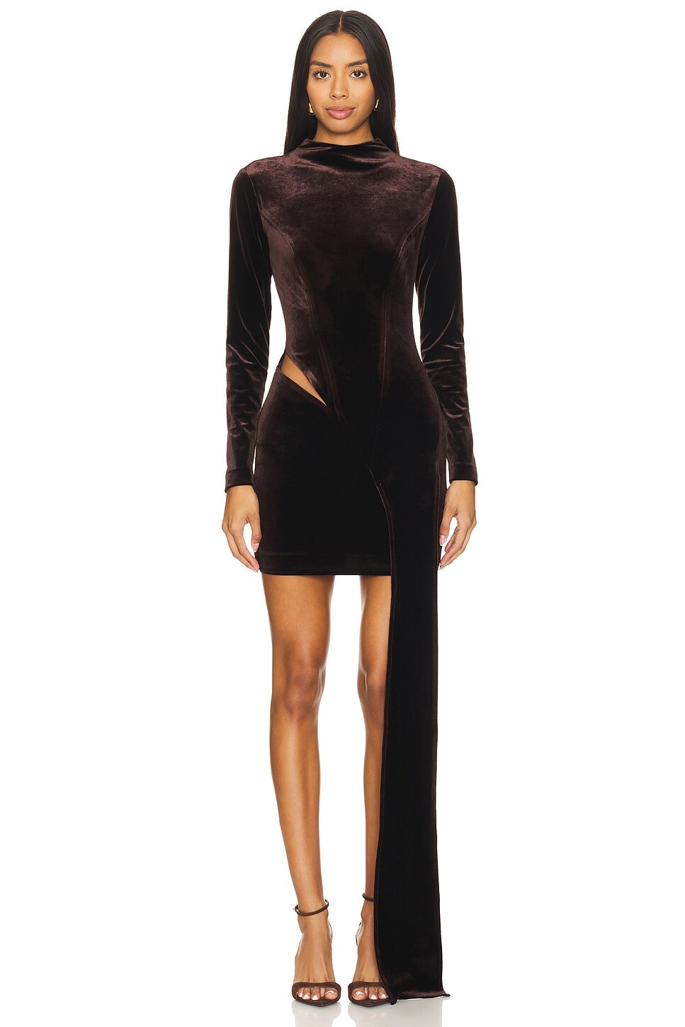 Платье из циннии Mother Of All, коричневый
Платье из циннии Mother Of All, коричневый