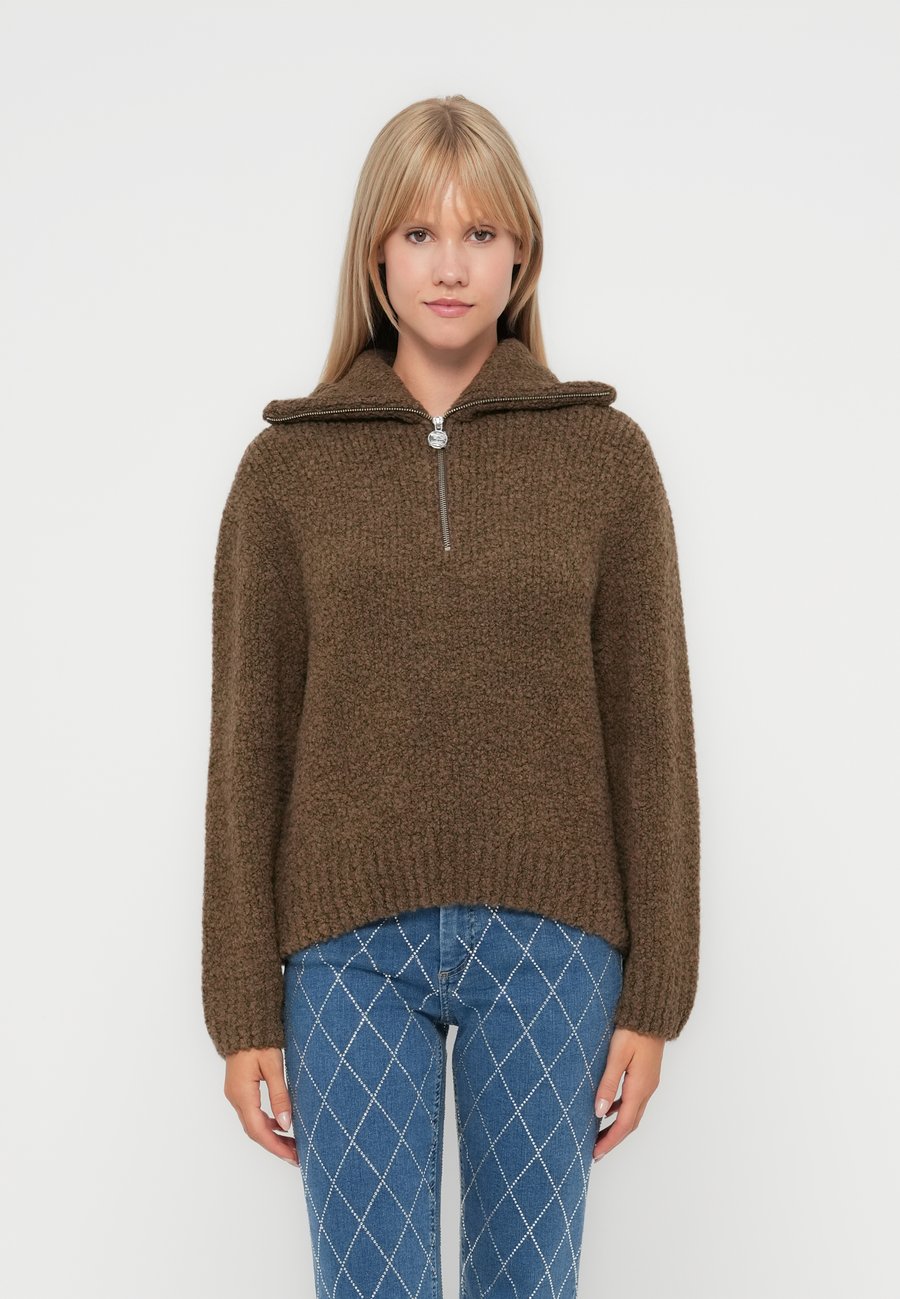Джемпер Edwin NEVA SWEATER, Taupe
Джемпер Edwin NEVA SWEATER, Taupe