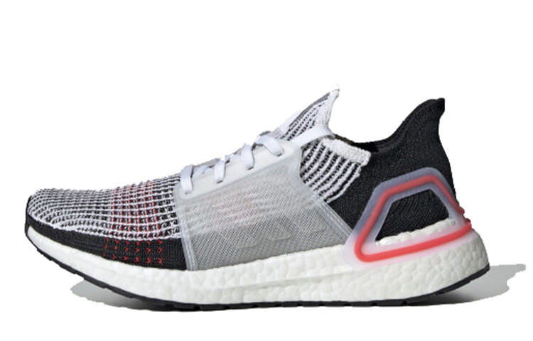 Кроссовки Adidas Ultraboost 19, белый/черный
Кроссовки Adidas Ultraboost 19, белый/черный