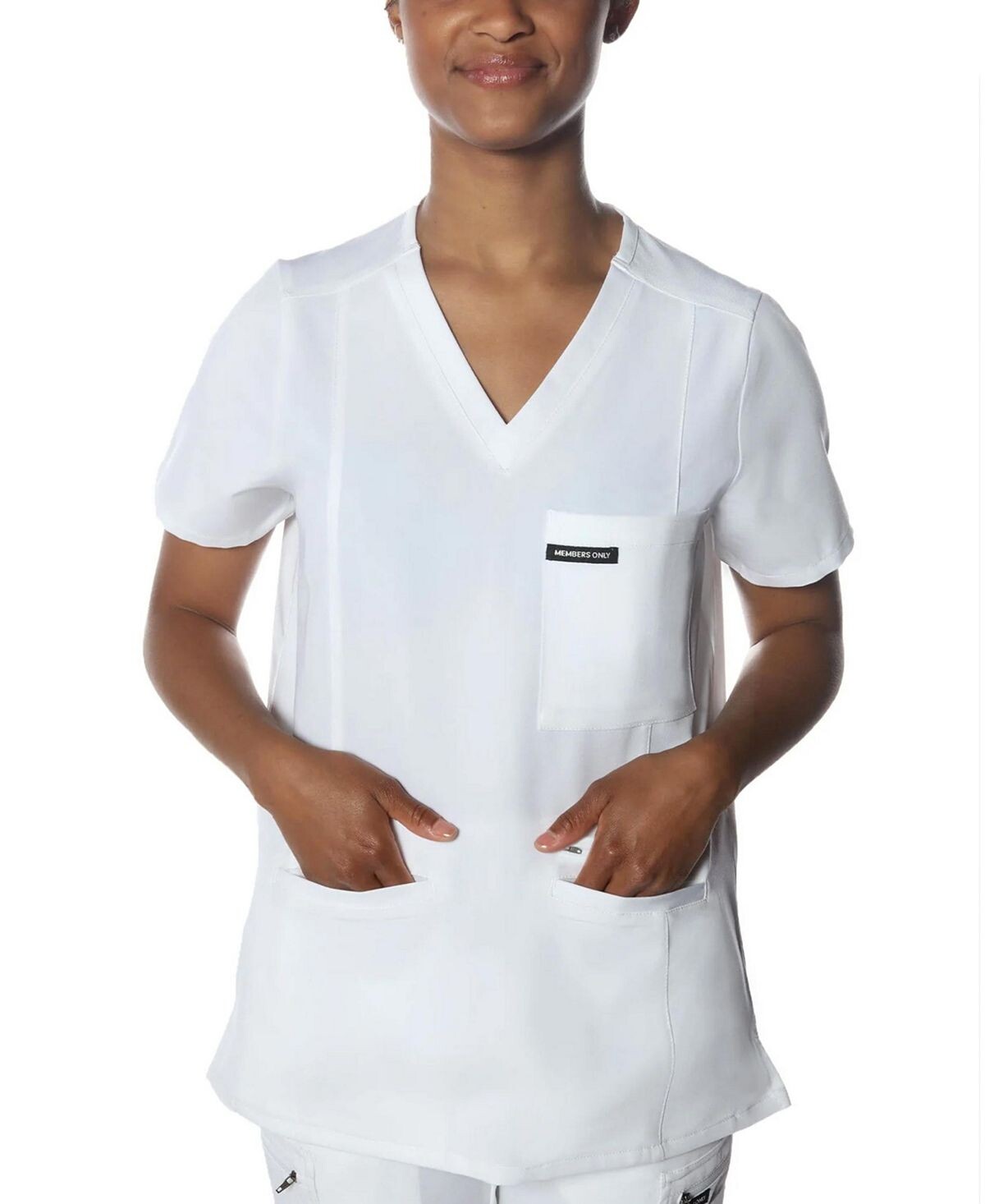 Женский топ-скраб Palermo с 4 карманами Members Only, белый
Женский топ-скраб Palermo с 4 карманами Members Only, белый