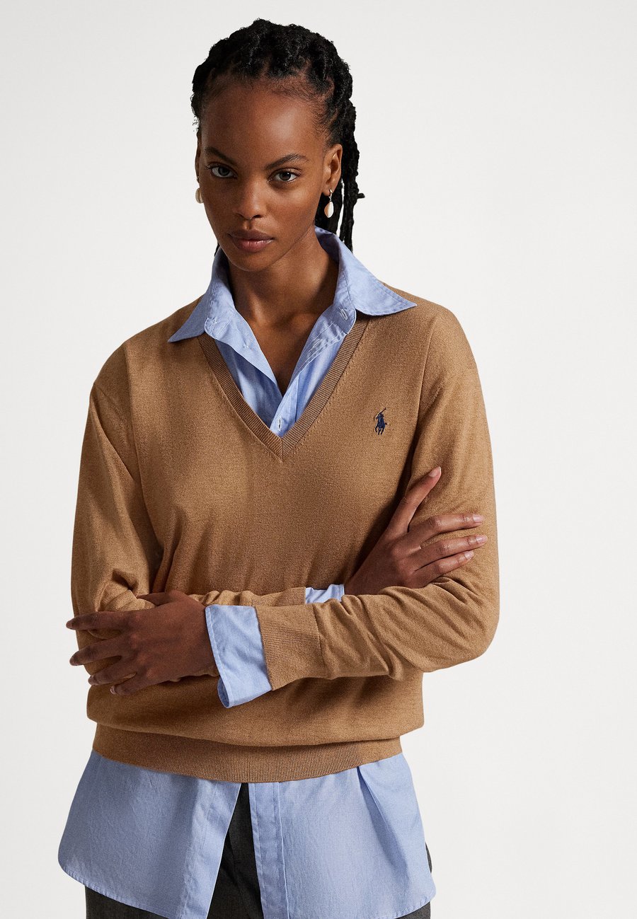 Джемпер Polo Ralph Lauren COTTON V-NECK SWEATER, Camel Melange/Camel
Джемпер Polo Ralph Lauren COTTON V-NECK SWEATER, Camel Melange/Camel