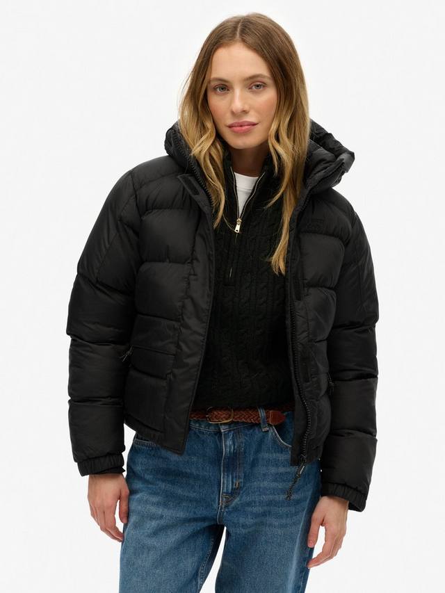 Утепленная куртка с капюшоном и 5 перегородками Superdry, Black
Утепленная куртка с капюшоном и 5 перегородками Superdry, Black