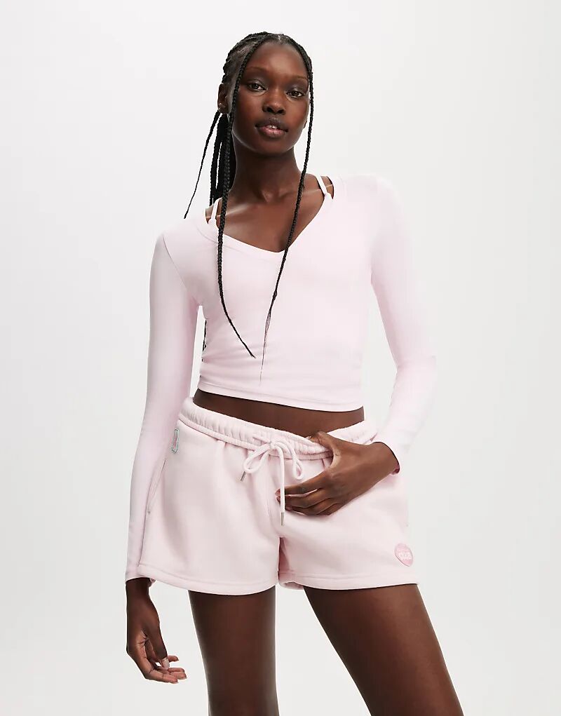 Ультрамягкий лонгслив с глубоким вырезом спереди и длинными рукавами, цвет розовый - РОЗОВЫЙ
Ультрамягкий лонгслив с глубоким вырезом спереди и длинными рукавами, цвет розовый - РОЗОВЫЙ