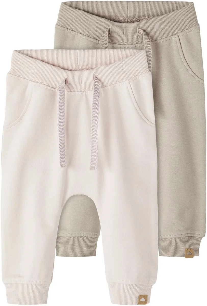 Name It Спортивные брюки It "NBNTAKKI 2P SWEAT PANT NOOS" (упаковка, 2 шт.), мешковатого кроя, розовый
Name It Спортивные брюки It "NBNTAKKI 2P SWEAT PANT NOOS" (упаковка, 2 шт.), мешковатого кроя, розовый