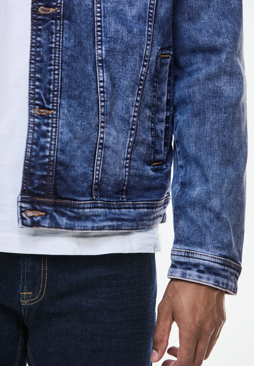 STREET ONE МУЖСКАЯ джинсовая куртка, без капюшона, с нагрудными карманами Street One Men, синий
STREET ONE МУЖСКАЯ джинсовая куртка, без капюшона, с нагрудными карманами Street One Men, синий