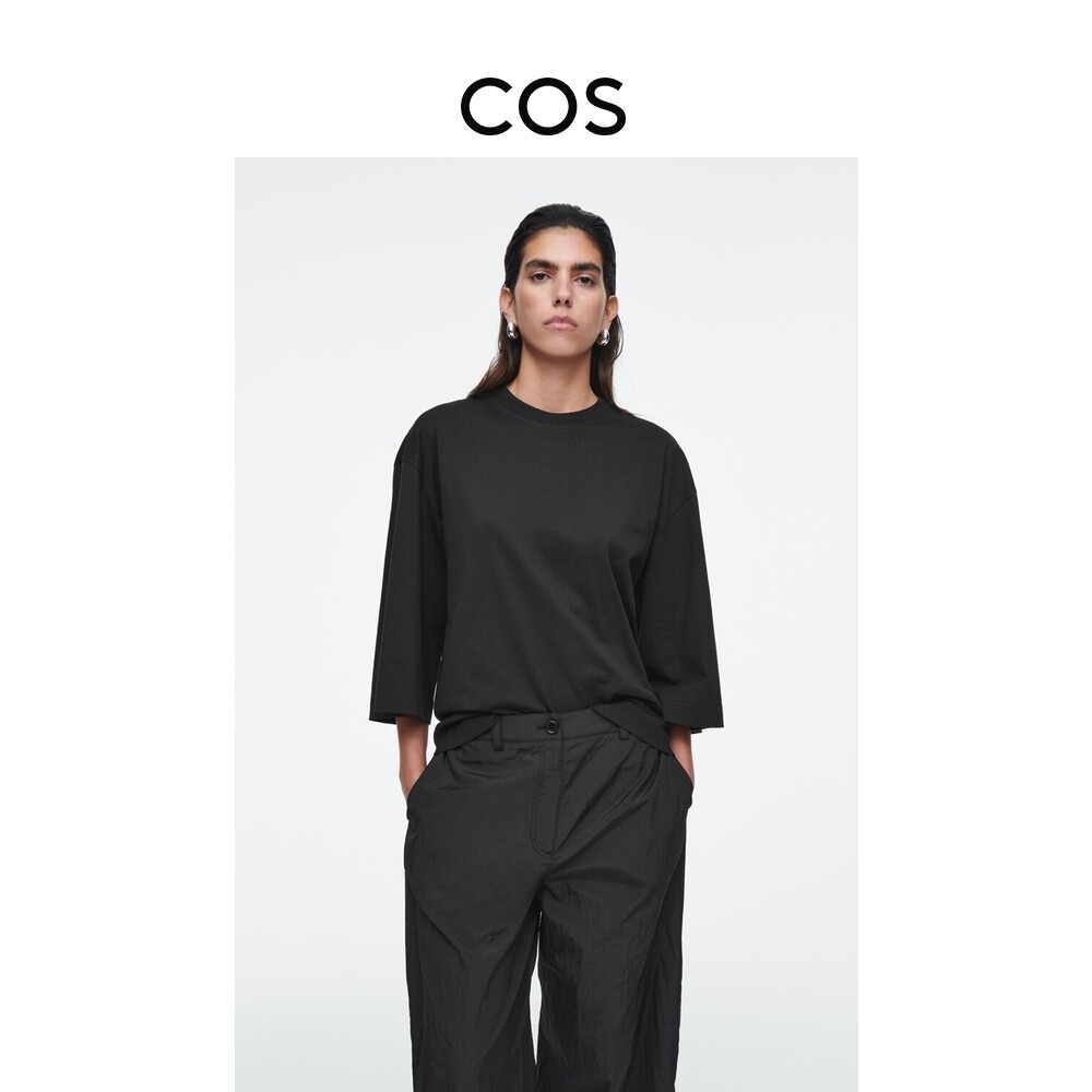 Футболка женская Cos повседневная, черный
Футболка женская Cos повседневная, черный