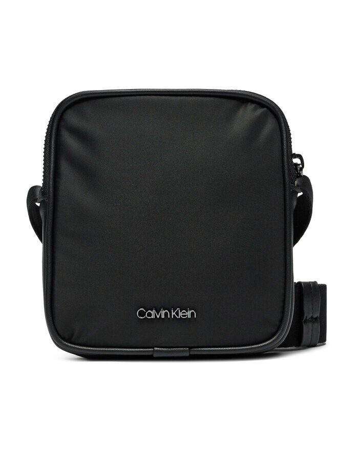 Сумка через плечо Calvin Klein Ck Est. Nylon Cube Reporter+Case K50K512113, черный
Сумка через плечо Calvin Klein Ck Est. Nylon Cube Reporter+Case K50K512113, черный