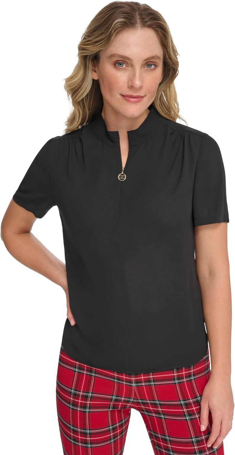 Блуза Tommy Hilfiger Short Sleeve Zip Mock Neck Blouse, черный
Блуза Tommy Hilfiger Short Sleeve Zip Mock Neck Blouse, черный