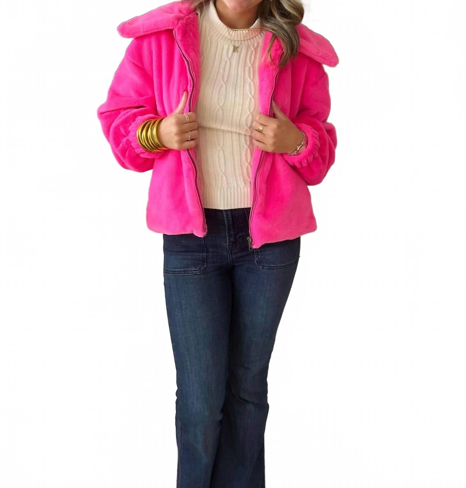 Короткое уютное пальто в розовом THML
Короткое уютное пальто в розовом THML