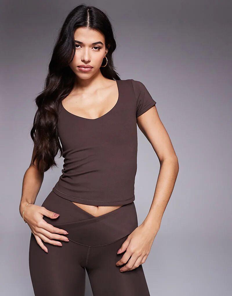 4505 Icon Мягкая на ощупь футболка с V-образным вырезом для малышей в цвете «сливовый шоколад»
4505 Icon Мягкая на ощупь футболка с V-образным вырезом для малышей в цвете «сливовый шоколад»