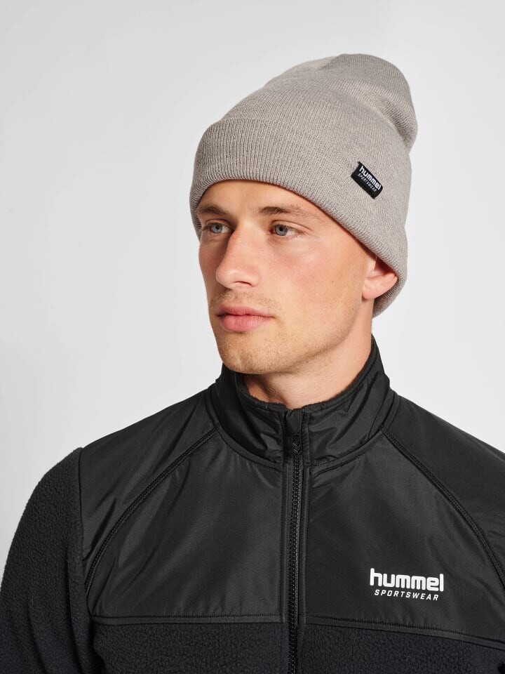 Шапка Hummel Beanie Hmllgc Multisport Erwachsene, цвет LEGACY MELANGE
Шапка Hummel Beanie Hmllgc Multisport Erwachsene, цвет LEGACY MELANGE