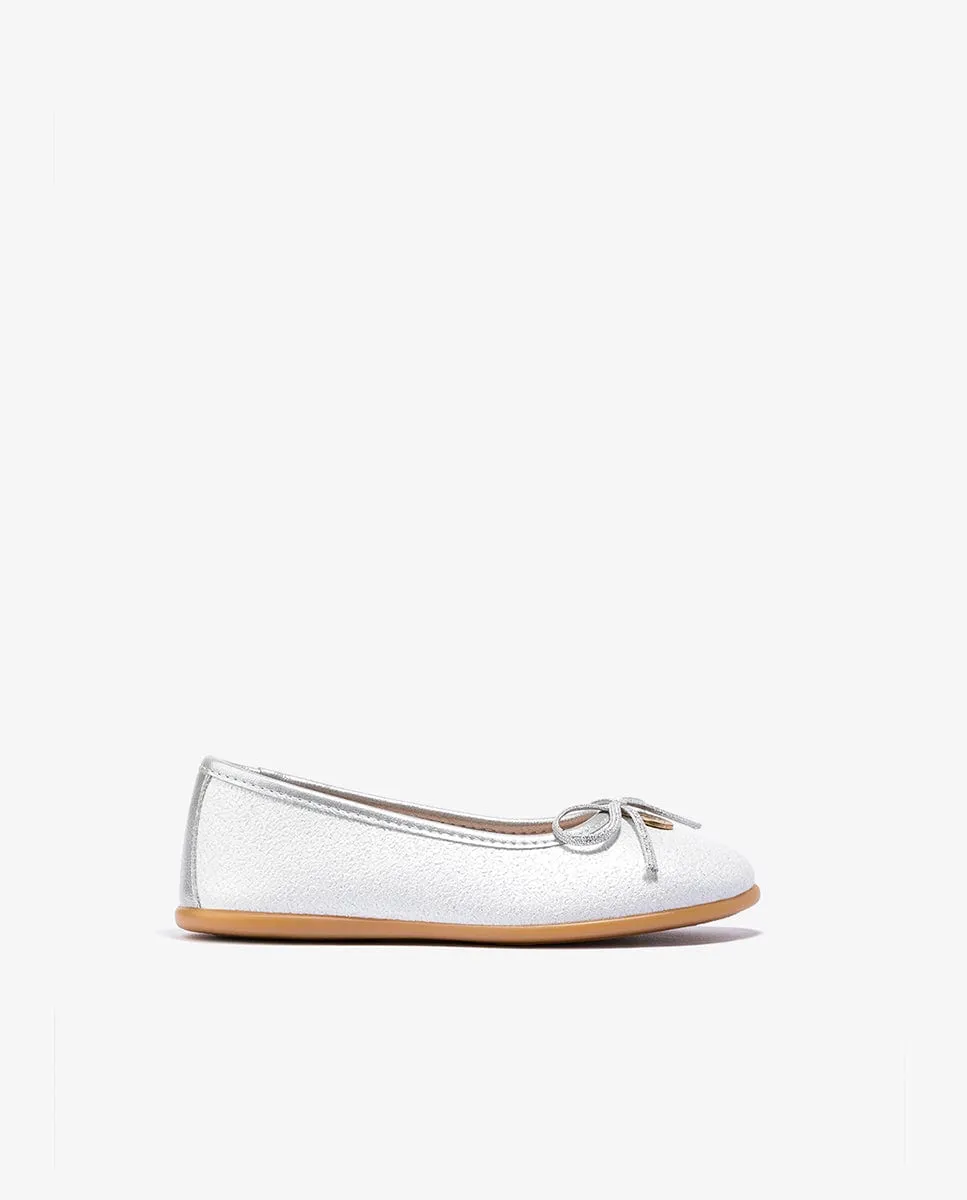 Детские балетки серебристого цвета с блестками и бантиком Conguitos, серебряный
Детские балетки серебристого цвета с блестками и бантиком Conguitos, серебряный