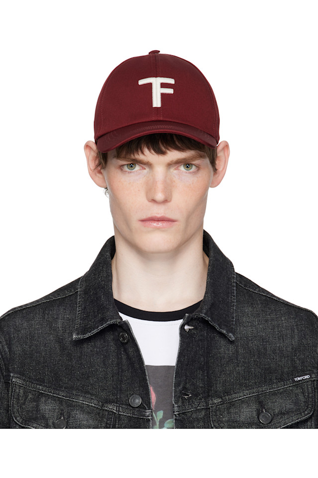 Tom Ford Красная кепка из ворсистой хлопчатобумажной ткани
Tom Ford Красная кепка из ворсистой хлопчатобумажной ткани