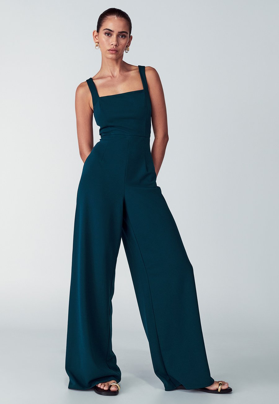 Комбинезон ST MRLO ANIKA, Emerald/Green
Комбинезон ST MRLO ANIKA, Emerald/Green