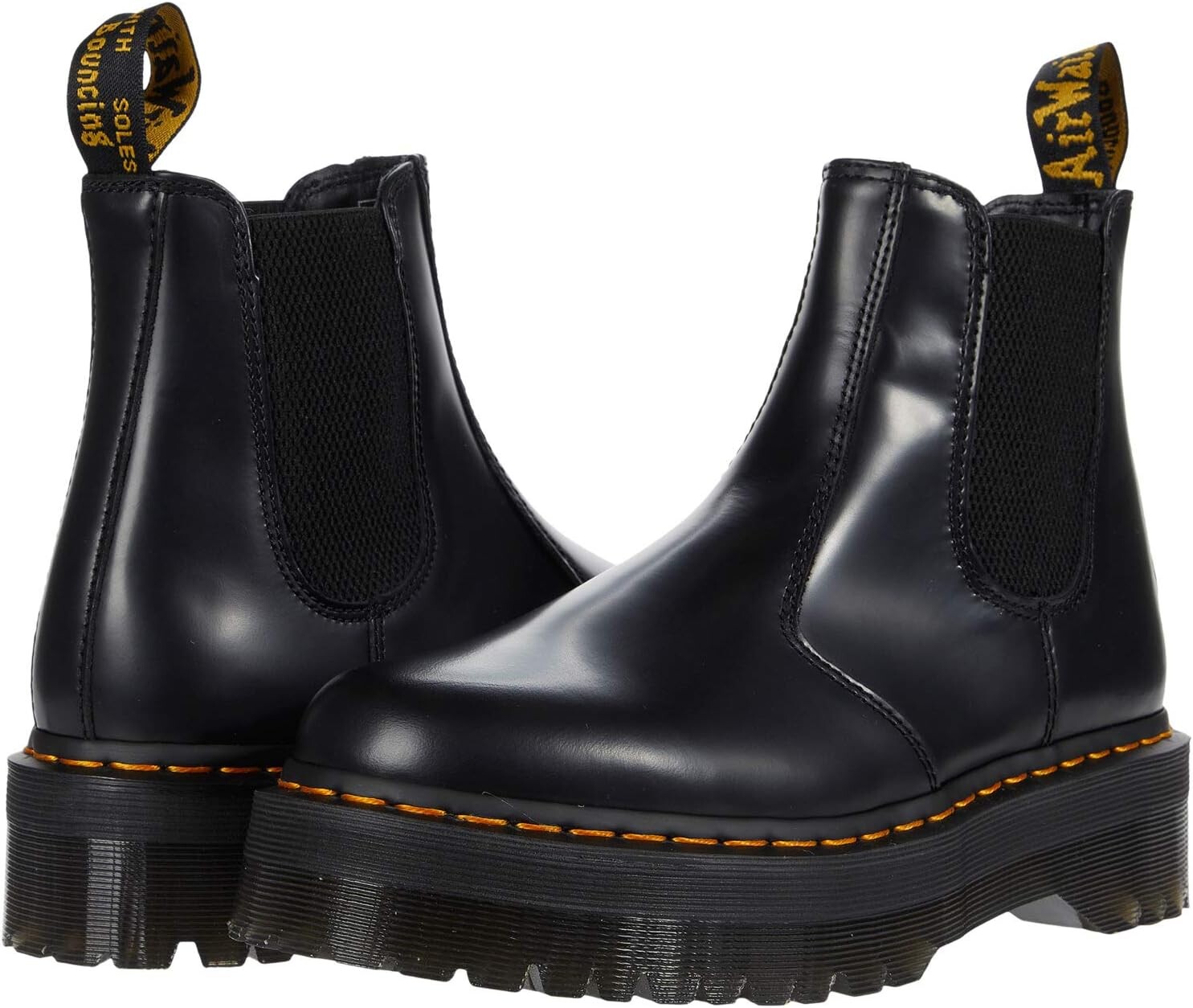 Ботинки мужские Dr. Martens из блестящей кожи, черный
Ботинки мужские Dr. Martens из блестящей кожи, черный