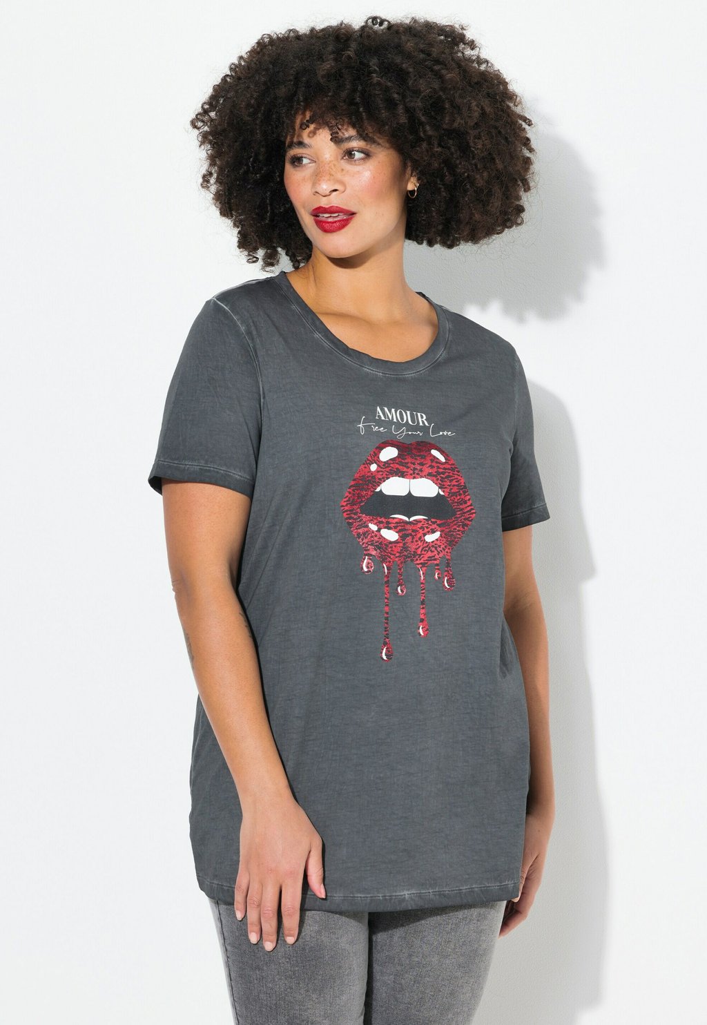 Футболка с принтом Angel of Style, серый
Футболка с принтом Angel of Style, серый