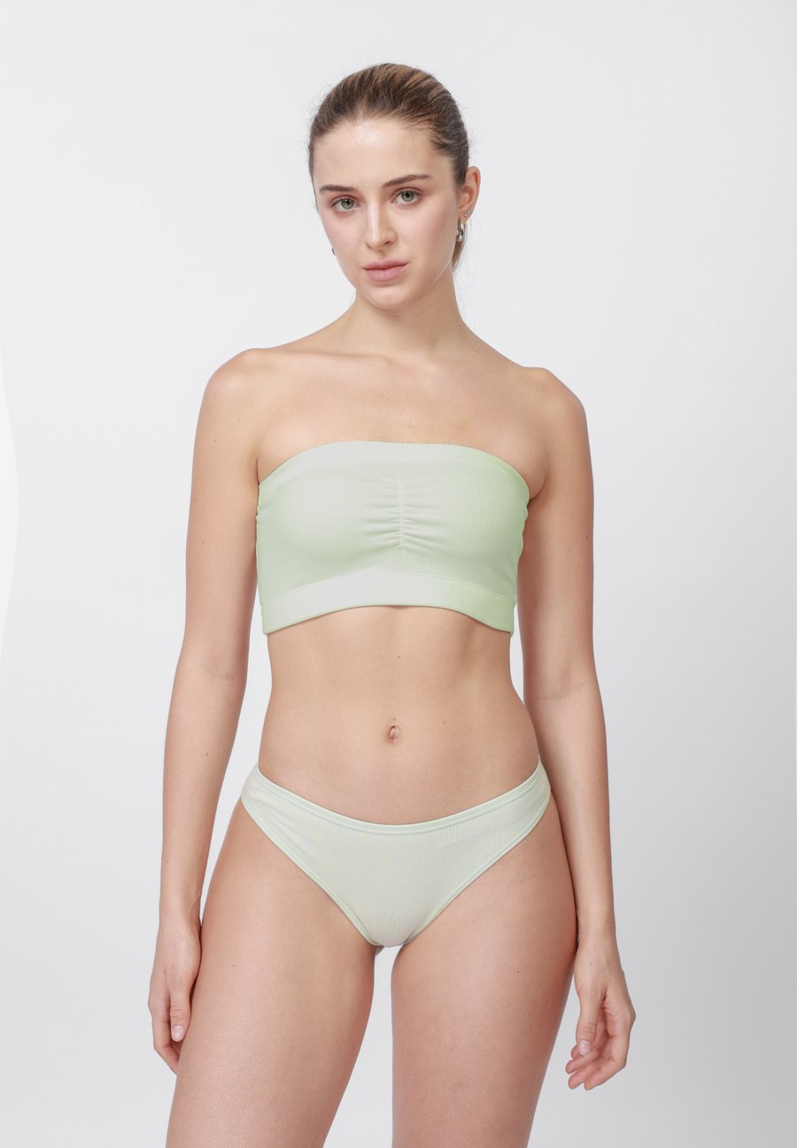 Трусы Even&Odd Briefs, Sage/Dark Pink/Denim Blue/Dark Green/Pink/Baby Blue/Light Blue
Трусы Even&Odd Briefs, Sage/Dark Pink/Denim Blue/Dark Green/Pink/Baby Blue/Light Blue