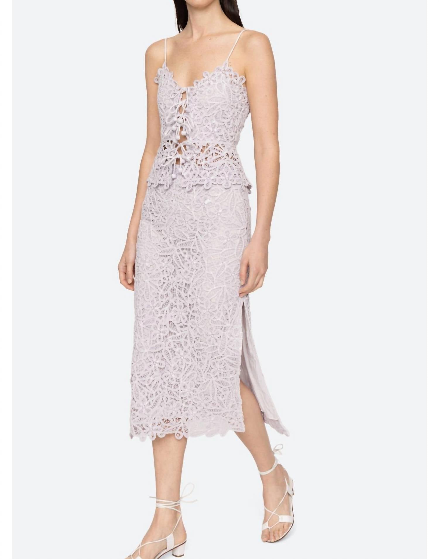 Сутажная майка Lyla в сиреневом цвете SEA
Сутажная майка Lyla в сиреневом цвете SEA