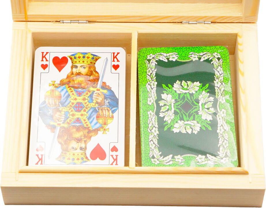 Пятник, открытки «Дубовые листья Пятника» в деревянной коробке* Piatnik
Пятник, открытки «Дубовые листья Пятника» в деревянной коробке* Piatnik