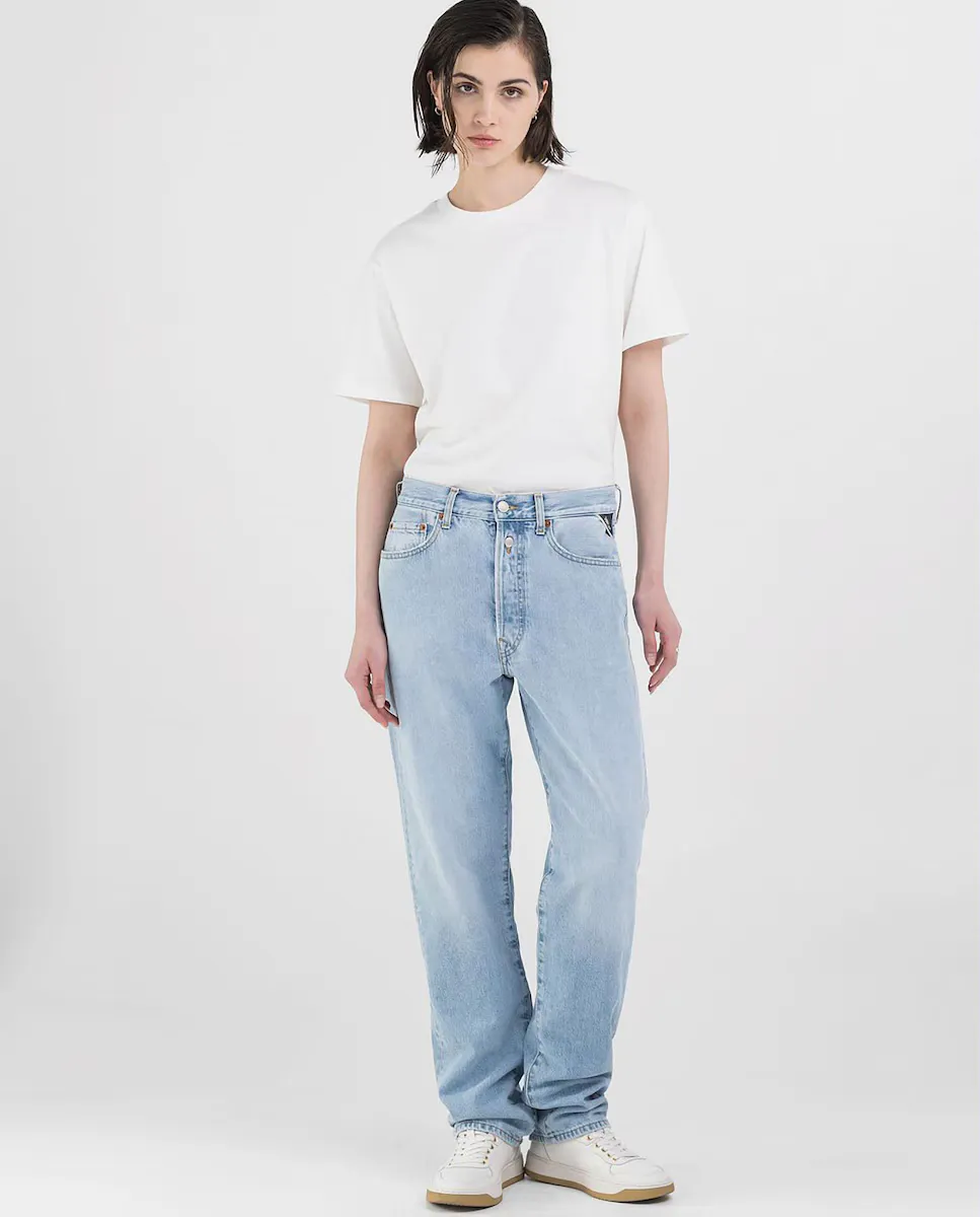 Женские джинсы прямого кроя с карманами Replay, светло-голубой
Женские джинсы прямого кроя с карманами Replay, светло-голубой