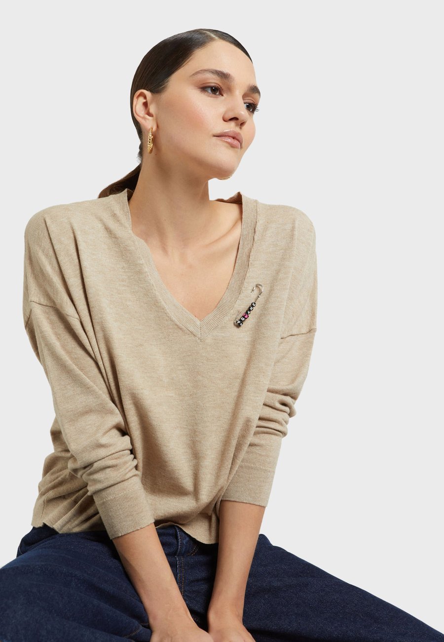 Джемпер ottod'Ame Jumper, Beige
Джемпер ottod'Ame Jumper, Beige