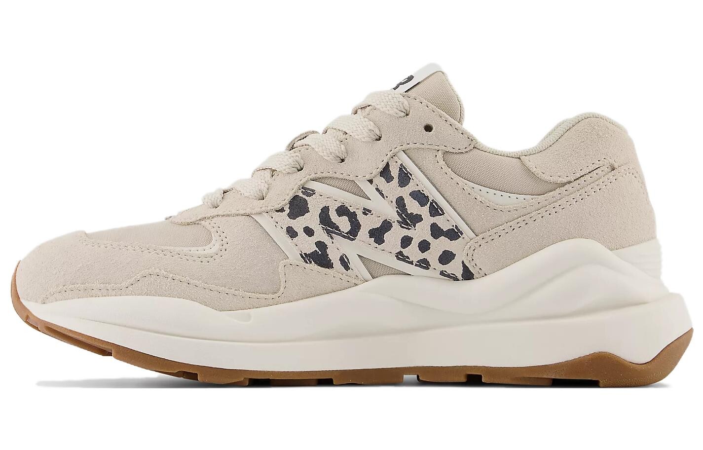 Кроссовки New Balance 57/40 Timberwolf Women's
Кроссовки New Balance 57/40 Timberwolf Women's