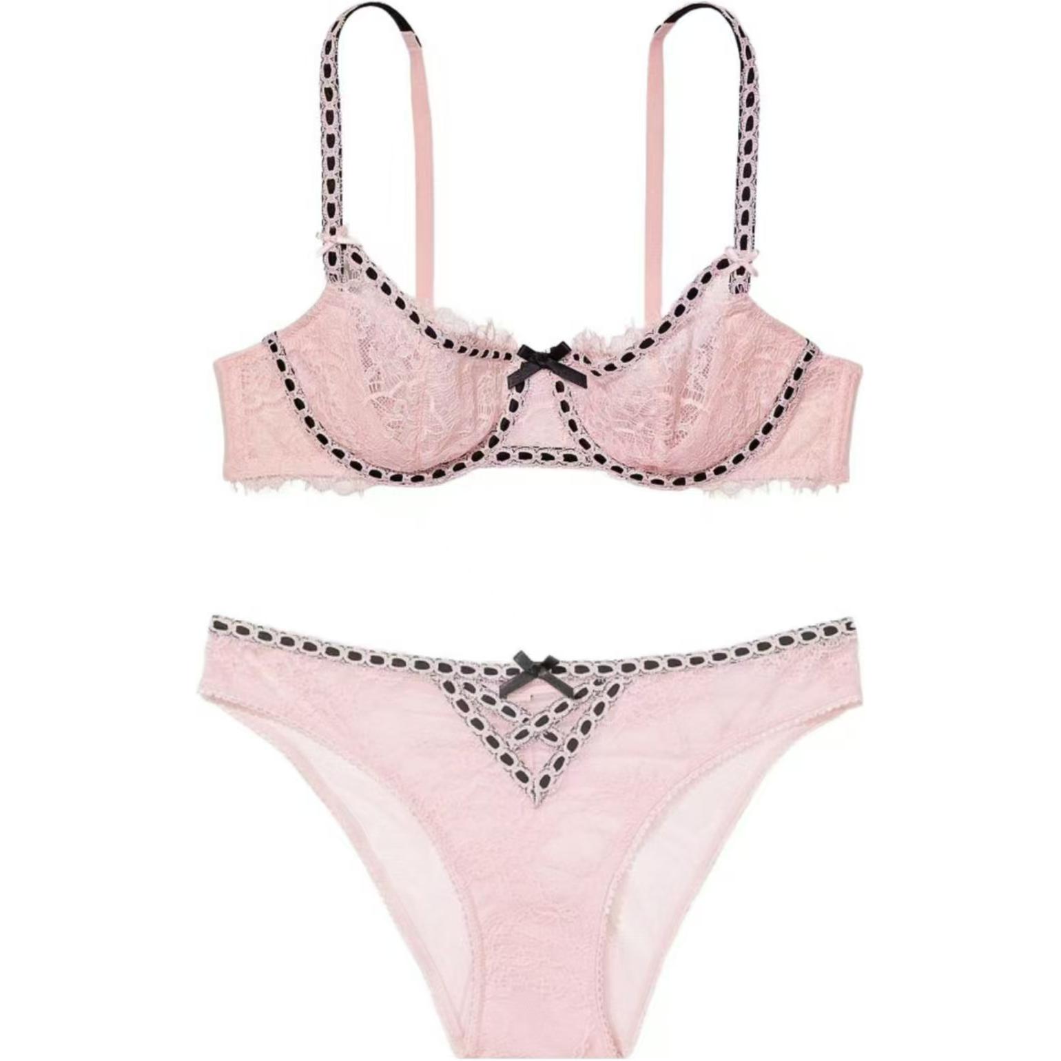 Комплект нижнего белья Victoria's Secret розовый
Комплект нижнего белья Victoria's Secret розовый