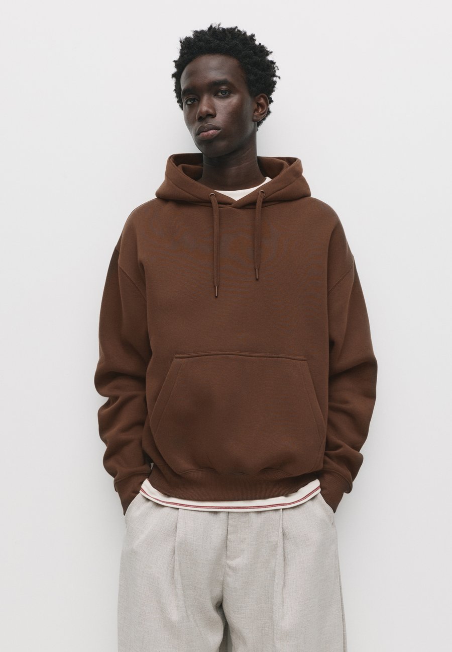 Худи PULL&BEAR Hoodie, Brown
Худи PULL&BEAR Hoodie, Brown