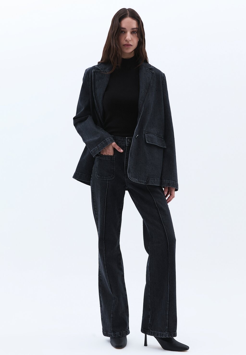 Расклешенные джинсы MIT ULTRA HOHER TAILLENFORM OXXO, черный деним
Расклешенные джинсы MIT ULTRA HOHER TAILLENFORM OXXO, черный деним