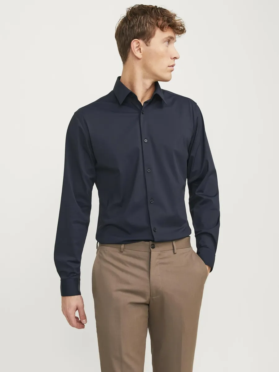 Рубашка с длинными рукавами Jack & Jones "JPRBLAACTIVE STRETCH SLIM SHIRT L/S SN", черный
Рубашка с длинными рукавами Jack & Jones "JPRBLAACTIVE STRETCH SLIM SHIRT L/S SN", черный