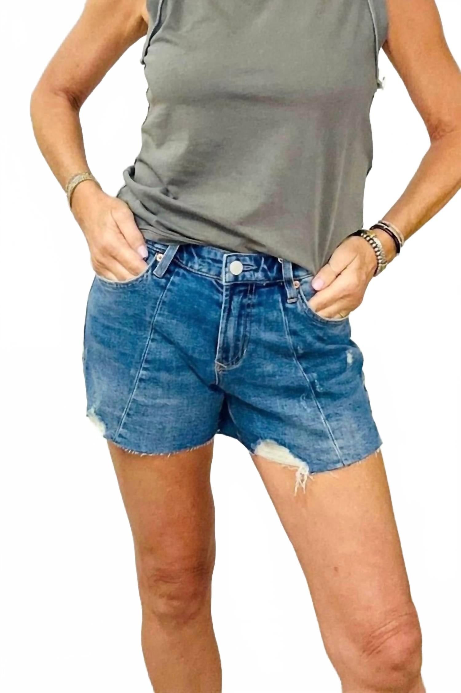 Шорты Gigi Mid Rise с рваным краем в цвете Reach DEAR JOHN DENIM, Reach
Шорты Gigi Mid Rise с рваным краем в цвете Reach DEAR JOHN DENIM, Reach