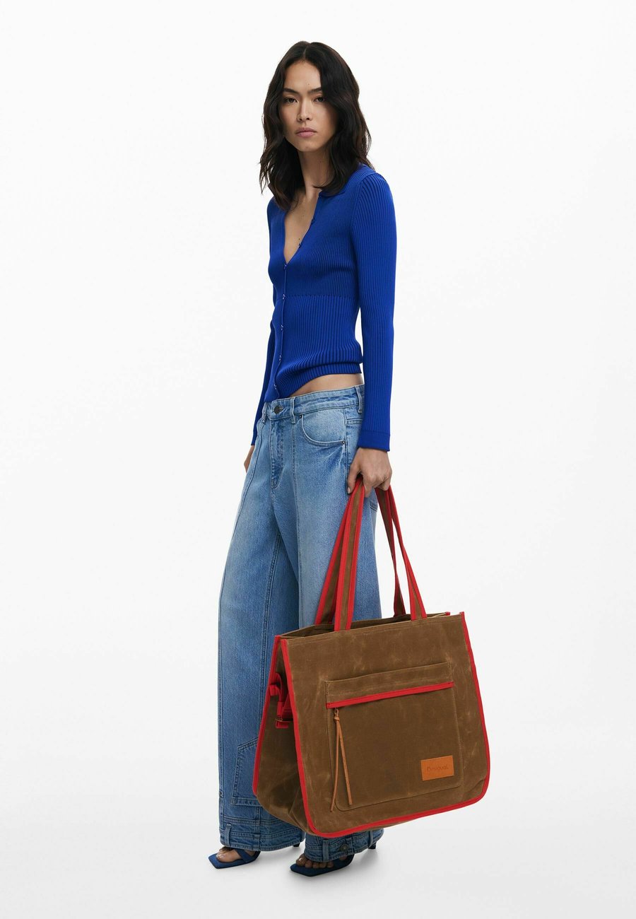 Сумка-шоппер Desigual Tote bag, Brown
Сумка-шоппер Desigual Tote bag, Brown