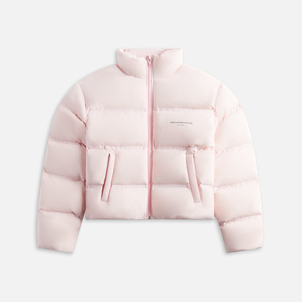 Пуховик Alexander Wang Jacquard Channel Cropped Puffer with Reflective Logo -, цвет Light Pink
Пуховик Alexander Wang Jacquard Channel Cropped Puffer with Reflective Logo -, цвет Light Pink