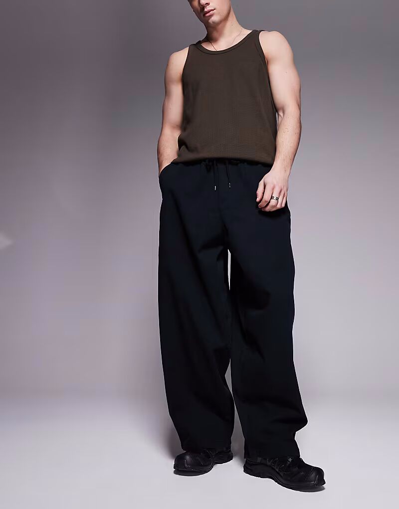 Свободные брюки свободного кроя с эластичной талией от ASOS DESIGN черного цвета
Свободные брюки свободного кроя с эластичной талией от ASOS DESIGN черного цвета