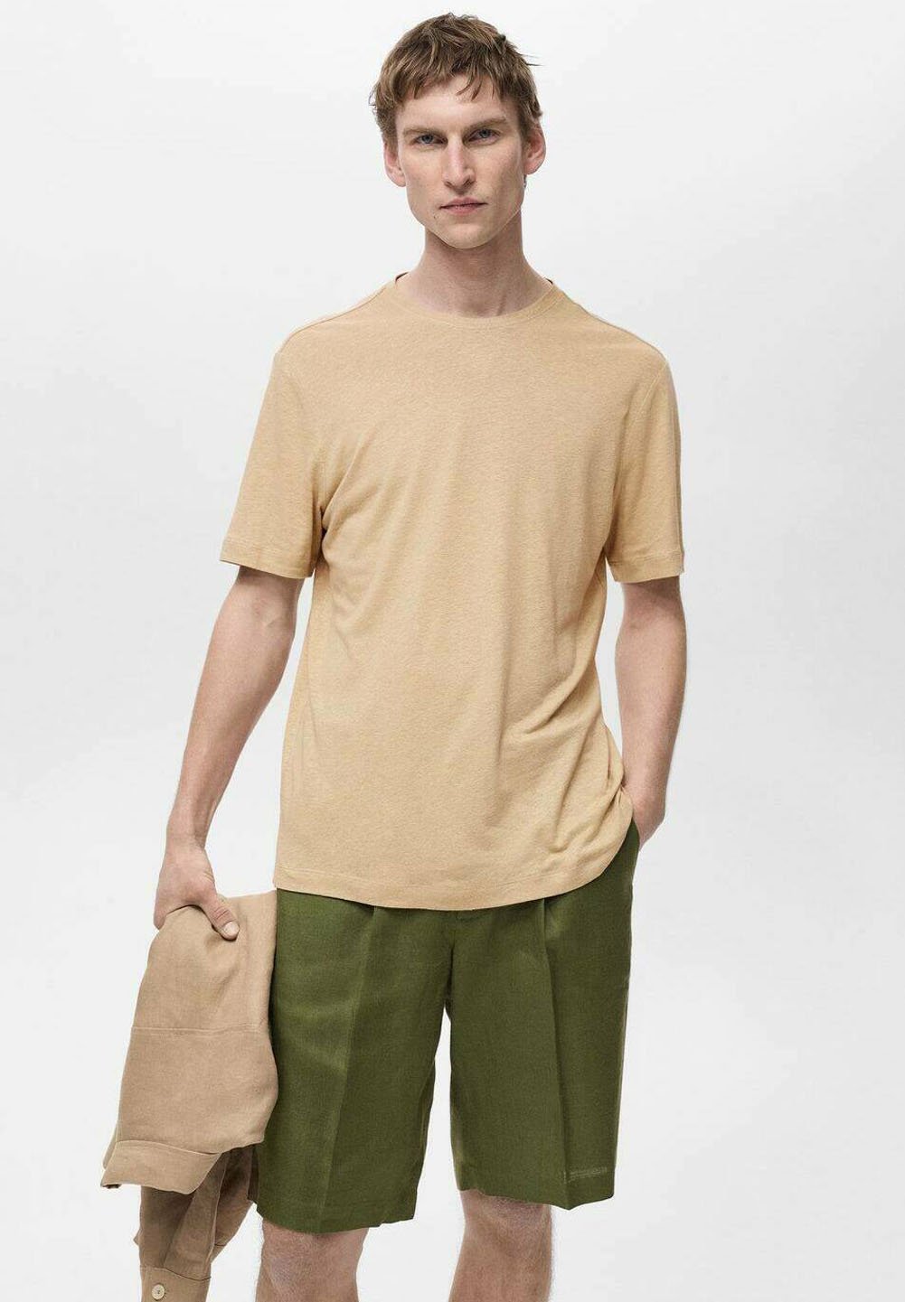 Базовая футболка LIMAN Mango, бежевый
Базовая футболка LIMAN Mango, бежевый