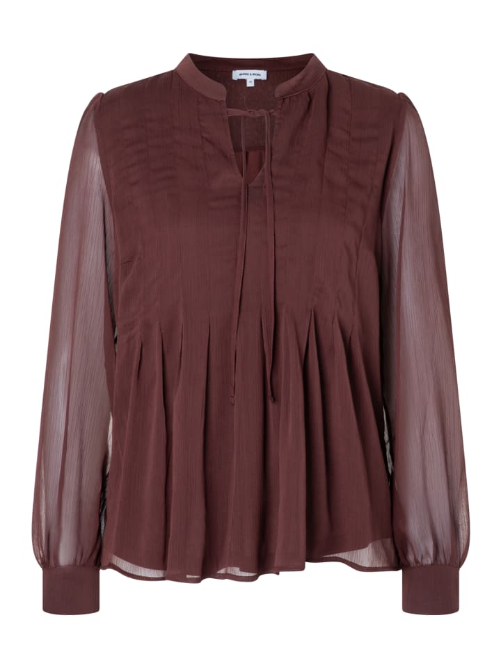 легкая, женственная шифоновая блузка в изюмно-коричневом цвете More & More
легкая, женственная шифоновая блузка в изюмно-коричневом цвете More & More