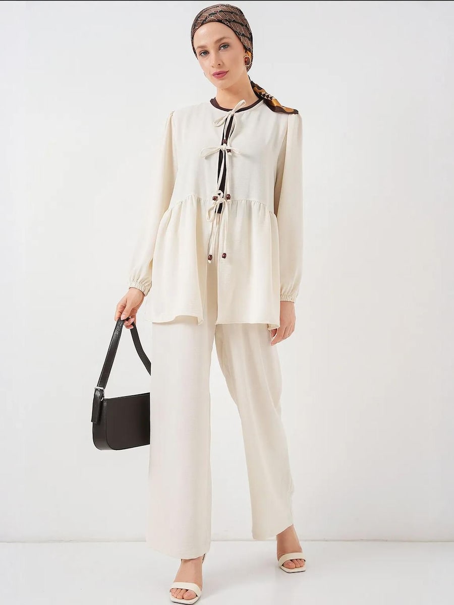 Брючный костюм Bigdart, светло-бежевый
Брючный костюм Bigdart, светло-бежевый