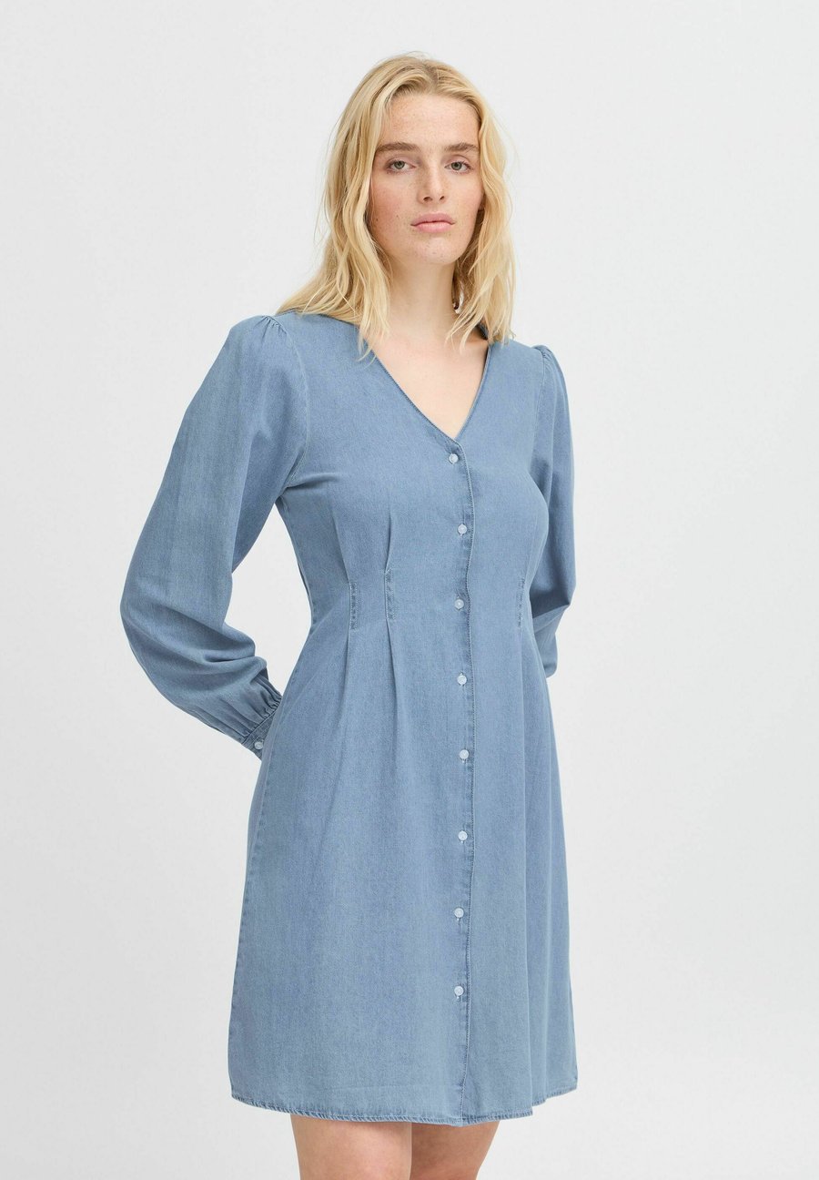 Платье ICHI IHARCHER, Light Blue Washed/Blue
Платье ICHI IHARCHER, Light Blue Washed/Blue