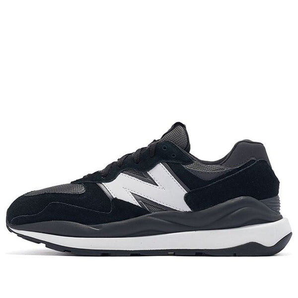 Кроссовки 57 40 New Balance, черный
Кроссовки 57 40 New Balance, черный