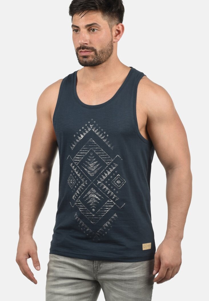 Топ SDISAAK Solid, цвет insignia b
Топ SDISAAK Solid, цвет insignia b