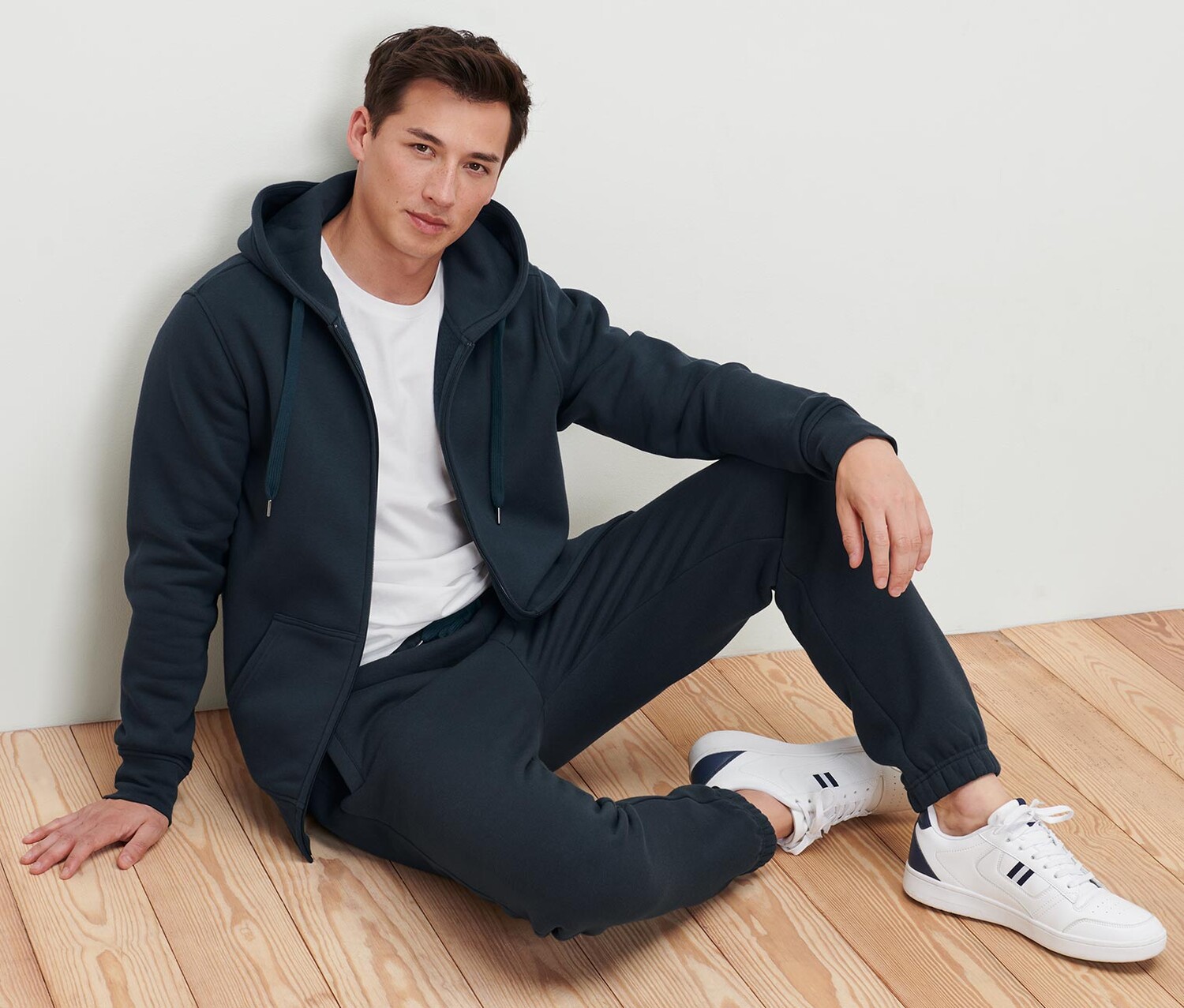 Куртка Tchibo с капюшоном, темно-синий
Куртка Tchibo с капюшоном, темно-синий