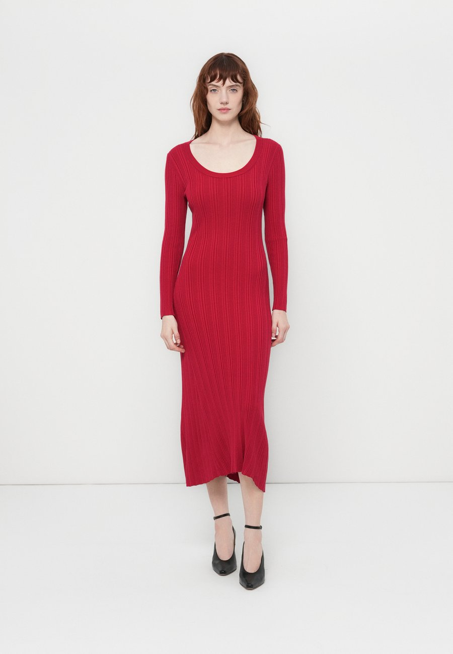 Платье HUGO SARPHETILK, Medium Red/Red
Платье HUGO SARPHETILK, Medium Red/Red