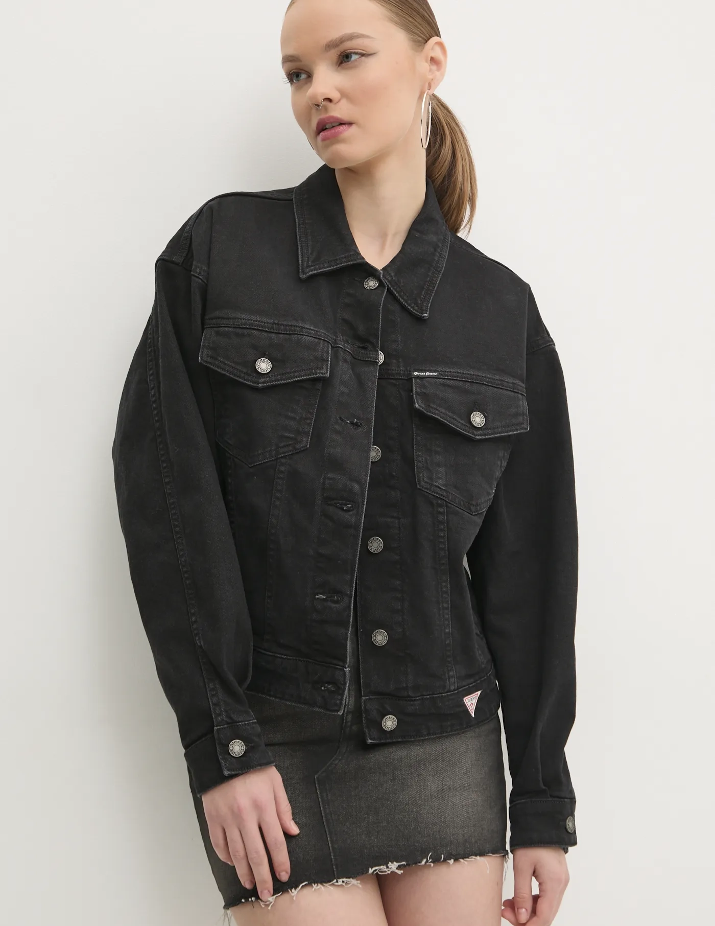 Джинсовая куртка Guess Jeans, черный
Джинсовая куртка Guess Jeans, черный