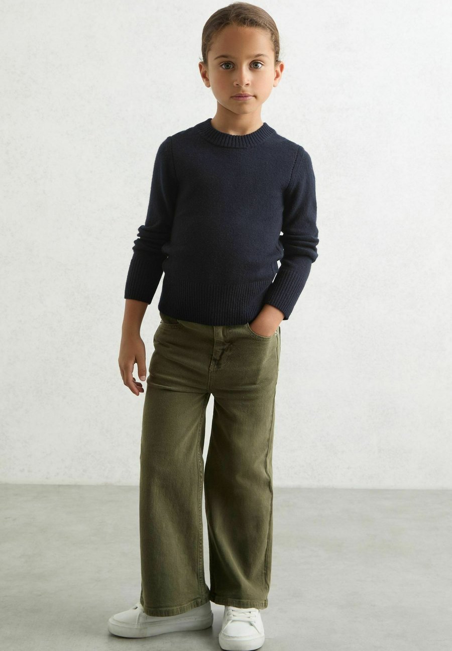 Джемпер Reiss Jumper, Navy/Blue
Джемпер Reiss Jumper, Navy/Blue